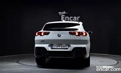 BMW X2 2025 2.0 автомат (гидро), миниатюра 4