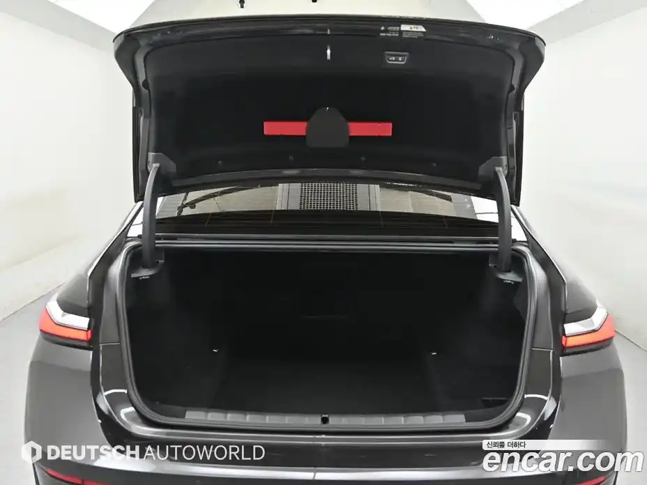 BMW 7 серия 2023 3.0 автомат (гидро), фото 19