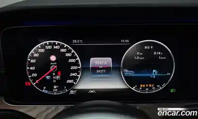 Mercedes-Benz E-Class 2020 2.0 автомат (гидро), миниатюра 11