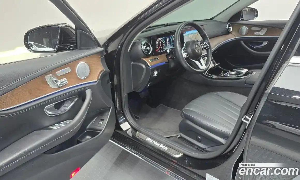 Mercedes-Benz E-Class 2020 2.0 автомат (гидро), фото 13