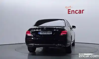 Mercedes-Benz E-Class 2020 2.0 автомат (гидро), миниатюра 4