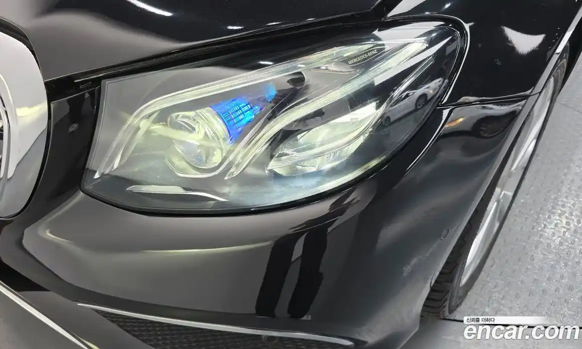 Mercedes-Benz E-Class 2020 2.0 автомат (гидро), фото 8