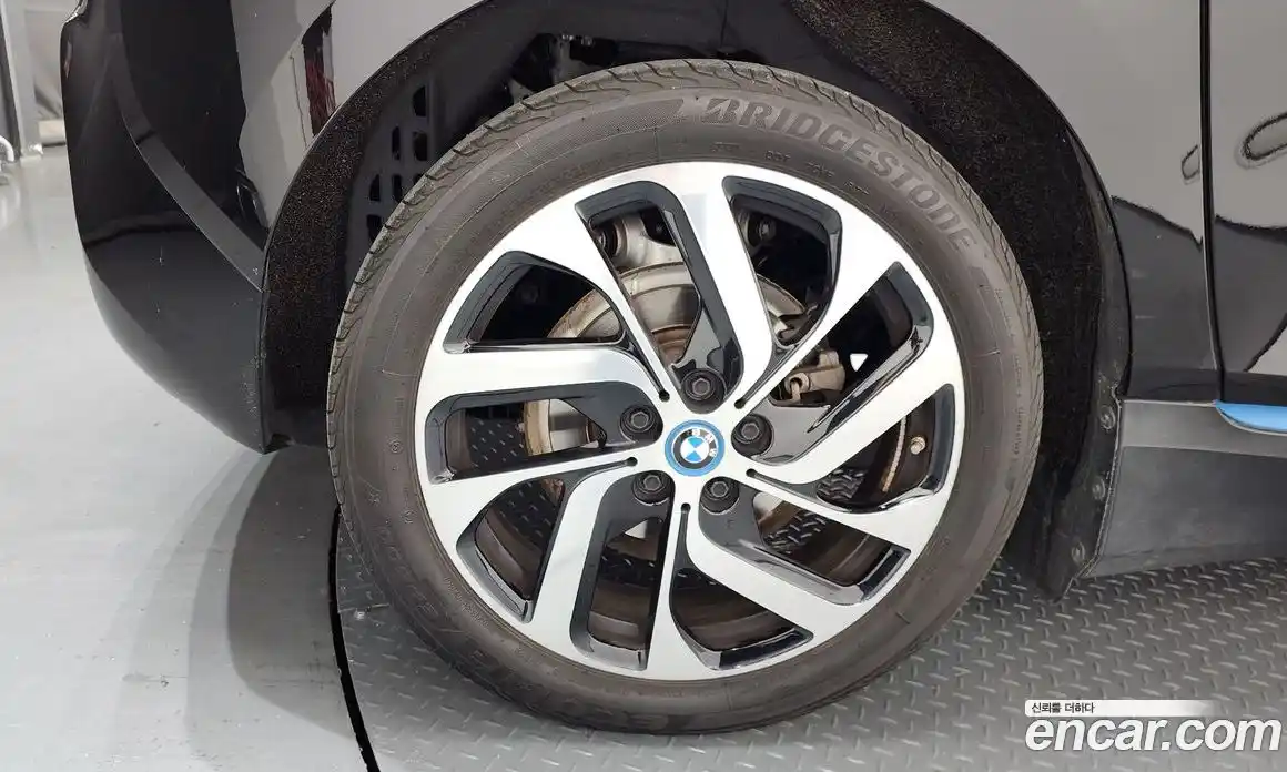 BMW i3 2020 0.1 автомат (гидро), фото 5