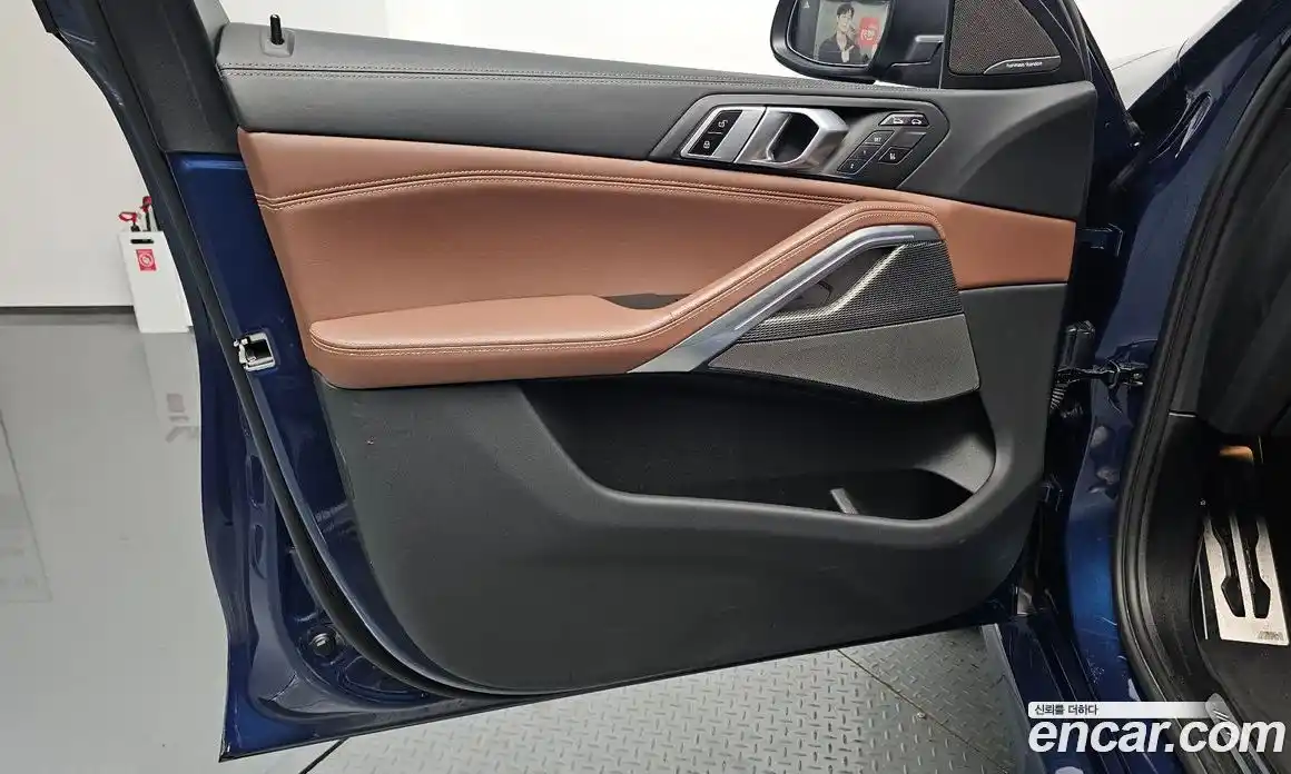 BMW X6 2023 3.0 автомат (гидро), фото 13