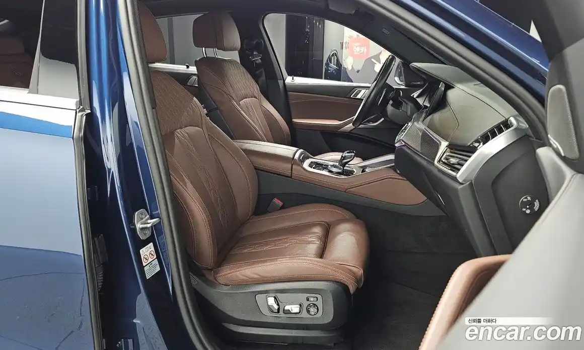 BMW X6 2023 3.0 автомат (гидро), фото 17