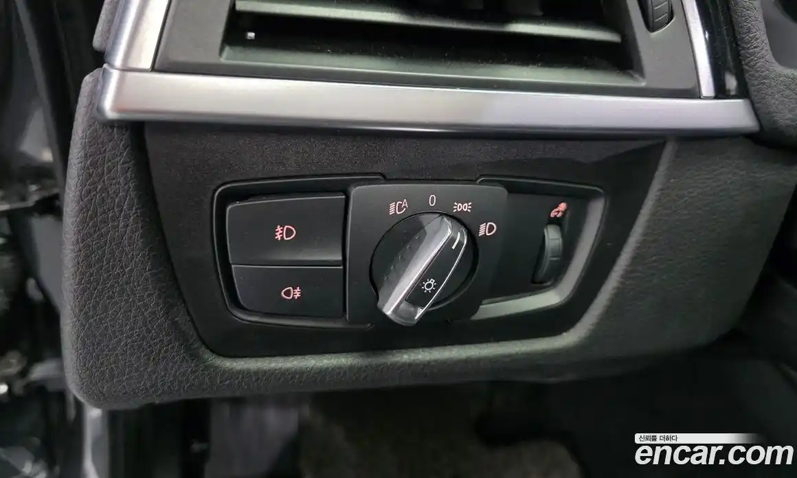 BMW 3 серия 2018 2.0 автомат (гидро), фото 29
