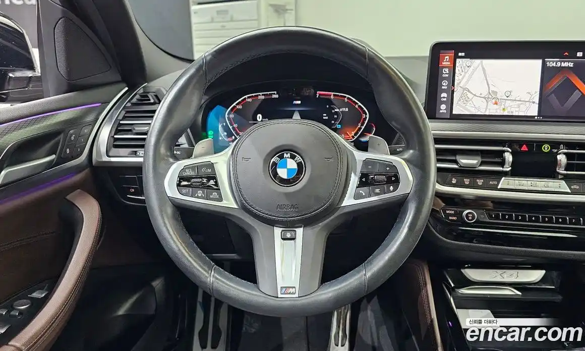 BMW X4 2023 2.0 автомат (гидро), фото 19