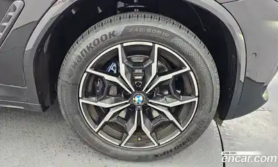 BMW X4 2023 2.0 автомат (гидро), миниатюра 7