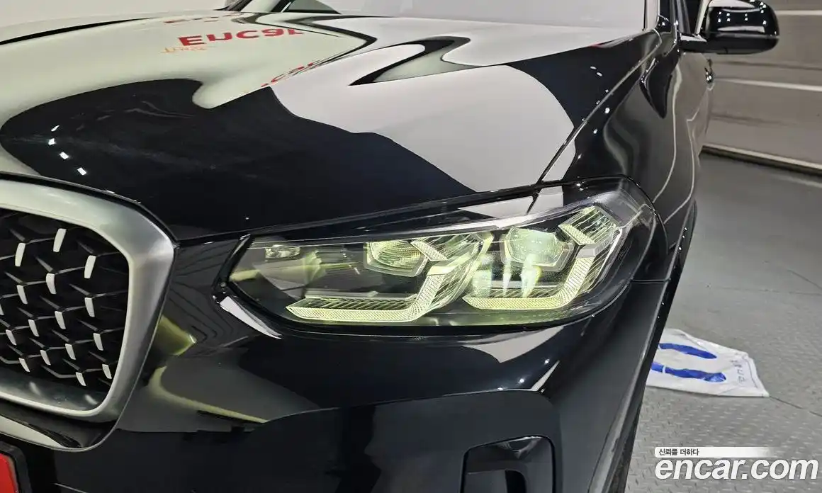 BMW X4 2023 2.0 автомат (гидро), фото 8