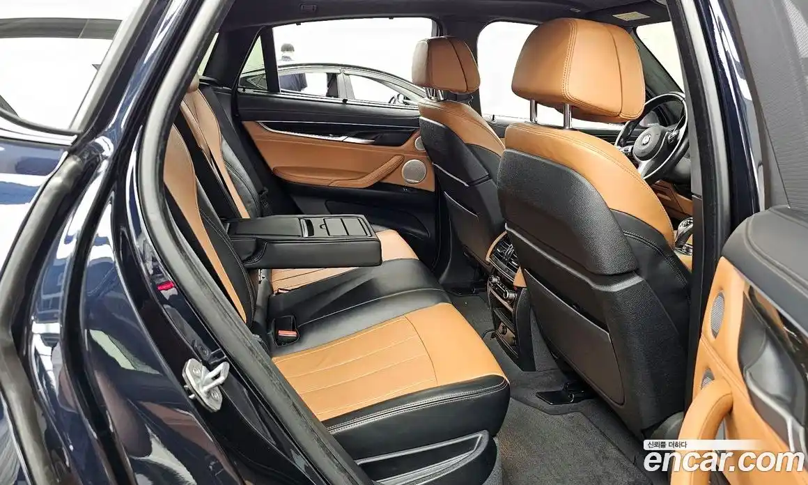 BMW X6 2018 3.0 автомат (гидро), фото 18