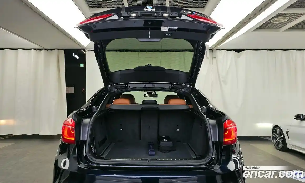 BMW X6 2018 3.0 автомат (гидро), фото 26