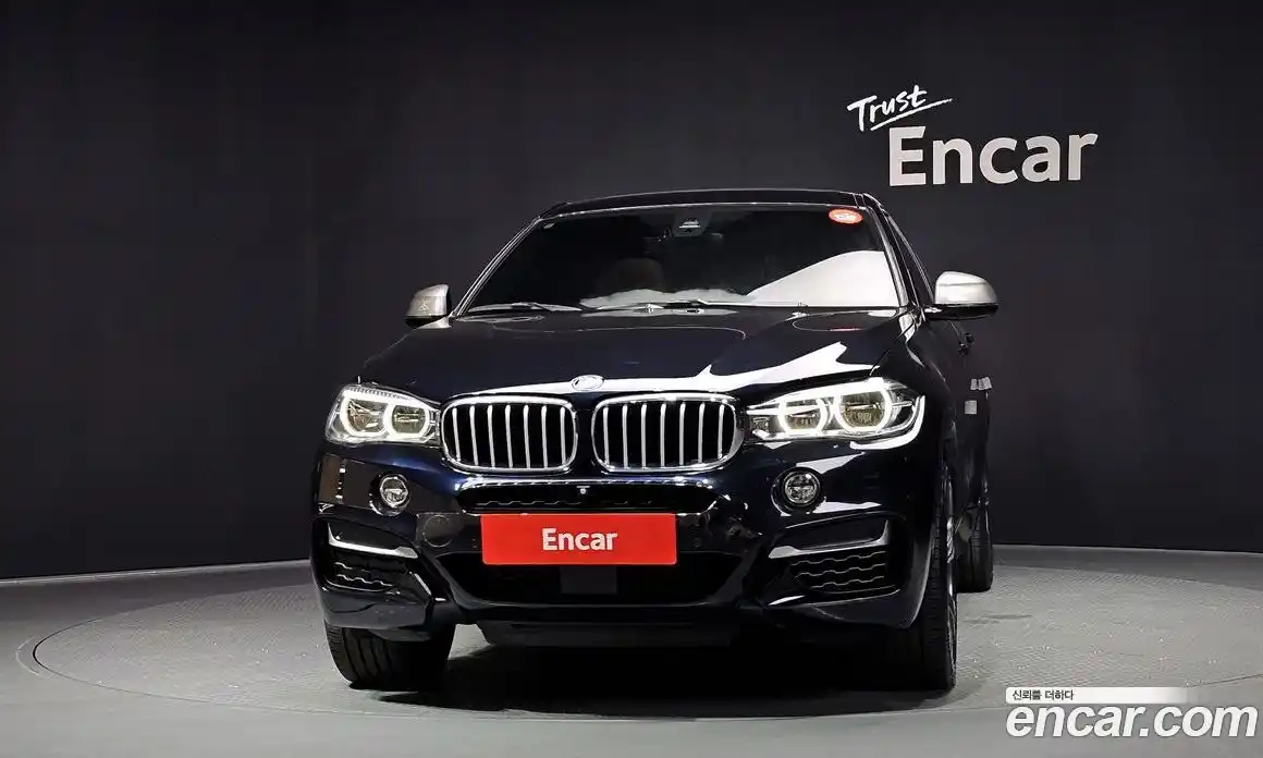 BMW X6 2018 3.0 автомат (гидро), фото 3