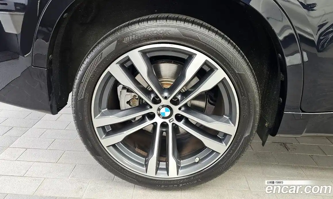 BMW X6 2018 3.0 автомат (гидро), фото 5