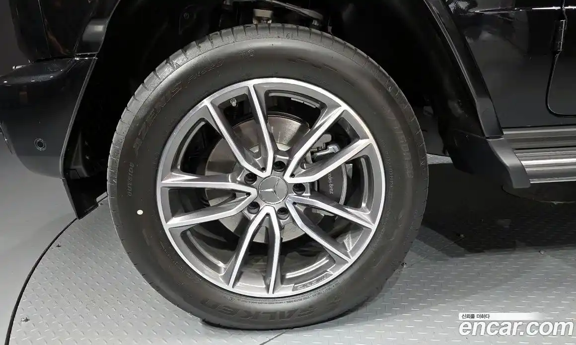 Mercedes-Benz G-Class 2026 3.0 гидро, фото 5