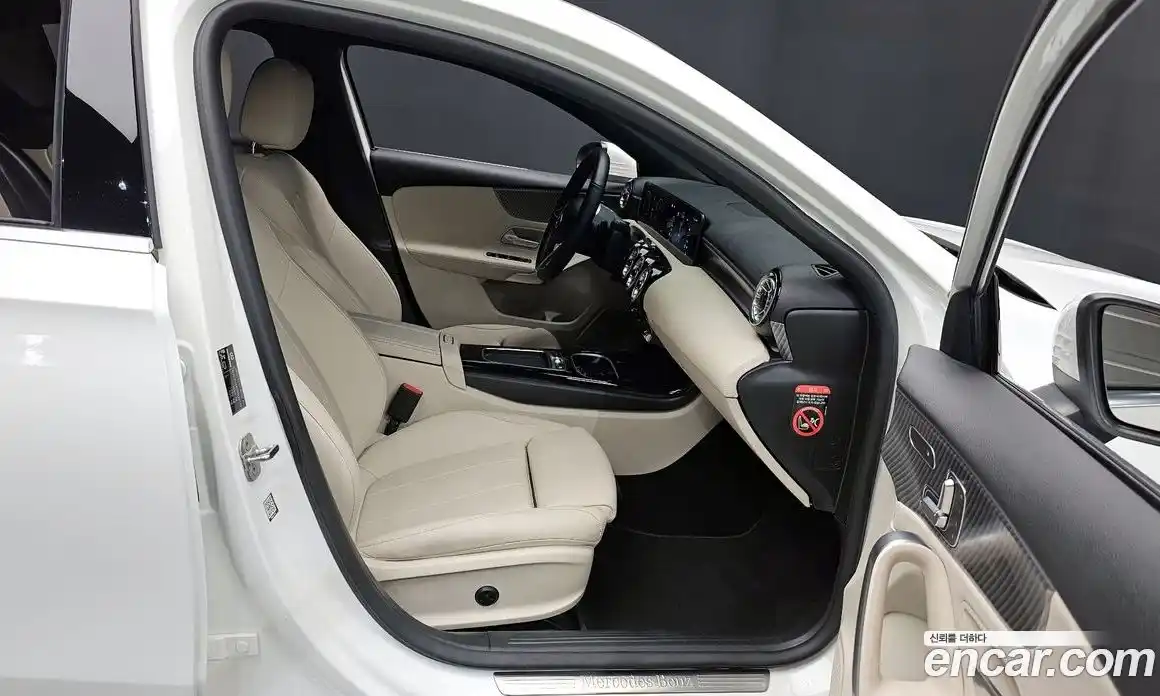 Mercedes-Benz A-Class 2024 2.0 гидро, фото 16 Mercedes-Benz A-Class 2024 2.0 гидро, фото 16