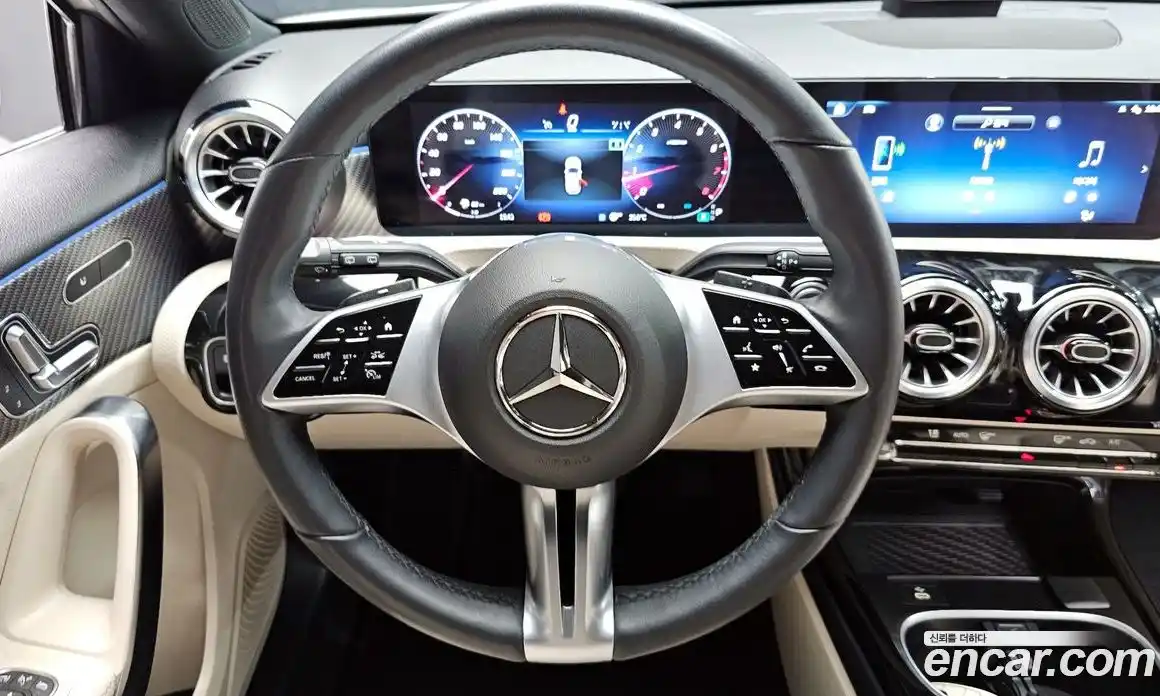 Mercedes-Benz A-Class 2024 2.0 гидро, фото 18 Mercedes-Benz A-Class 2024 2.0 гидро, фото 18
