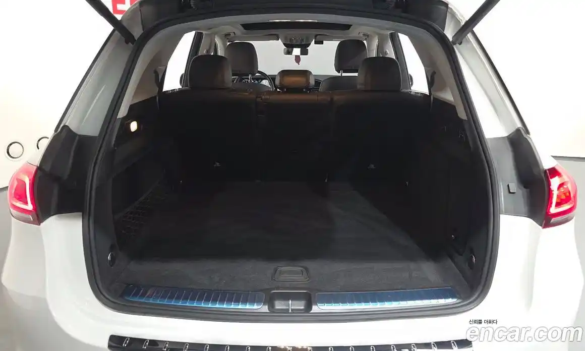 Mercedes-Benz GLE-Class 2023 3.0 гидро, фото 25 Mercedes-Benz GLE-Class 2023 3.0 гидро, фото 25