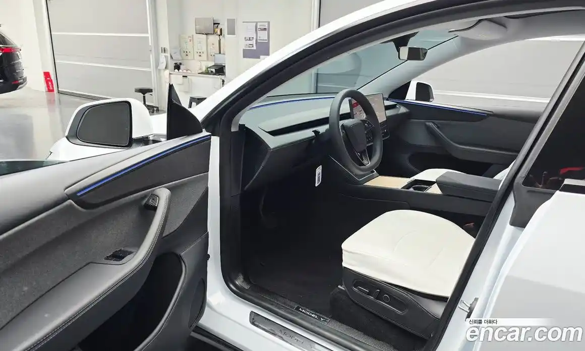 Tesla Model Y 2025 0.2 гидро, фото 13