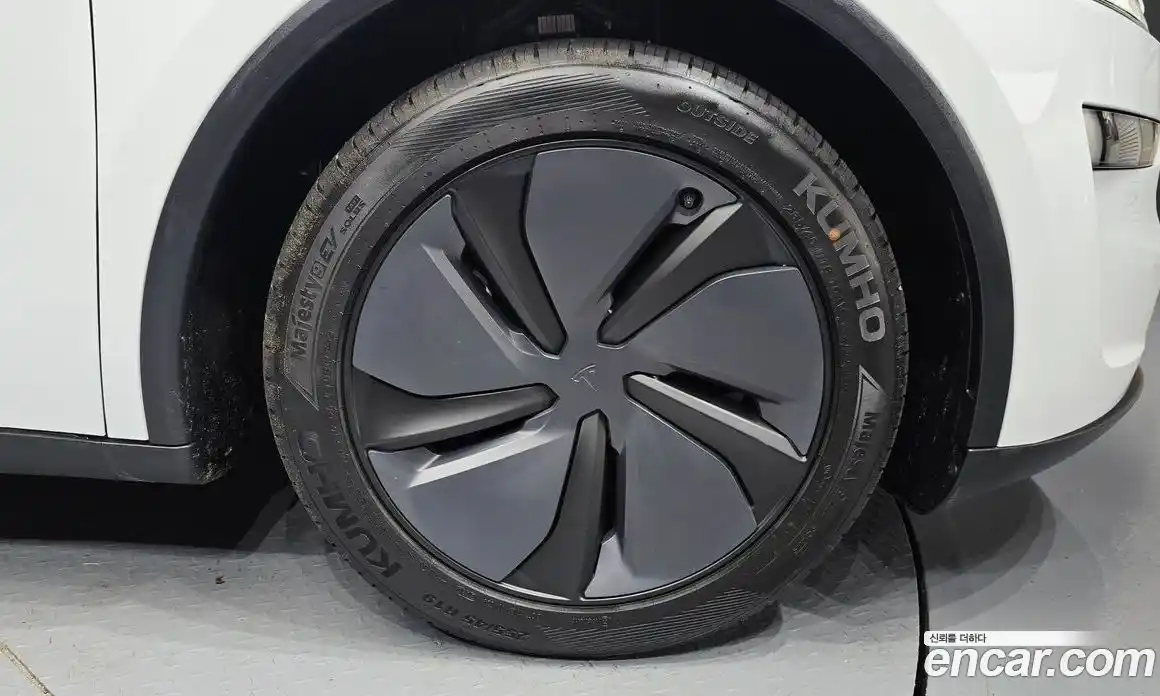 Tesla Model Y 2025 0.2 гидро, фото 7