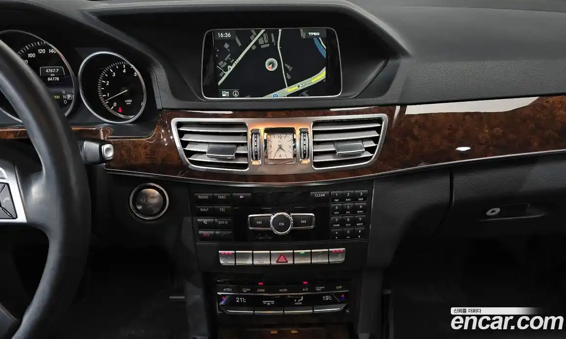 Mercedes-Benz E-Class 2013 3.5 автомат (гидро), фото 14