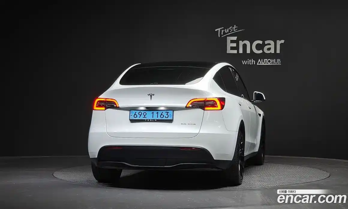 Tesla Model Y 2024 0.2 гидро, фото 4