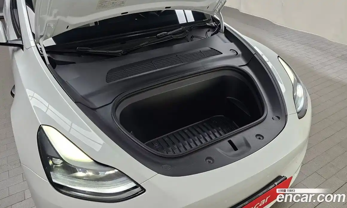 Tesla Model Y 2024 0.2 гидро, фото 6