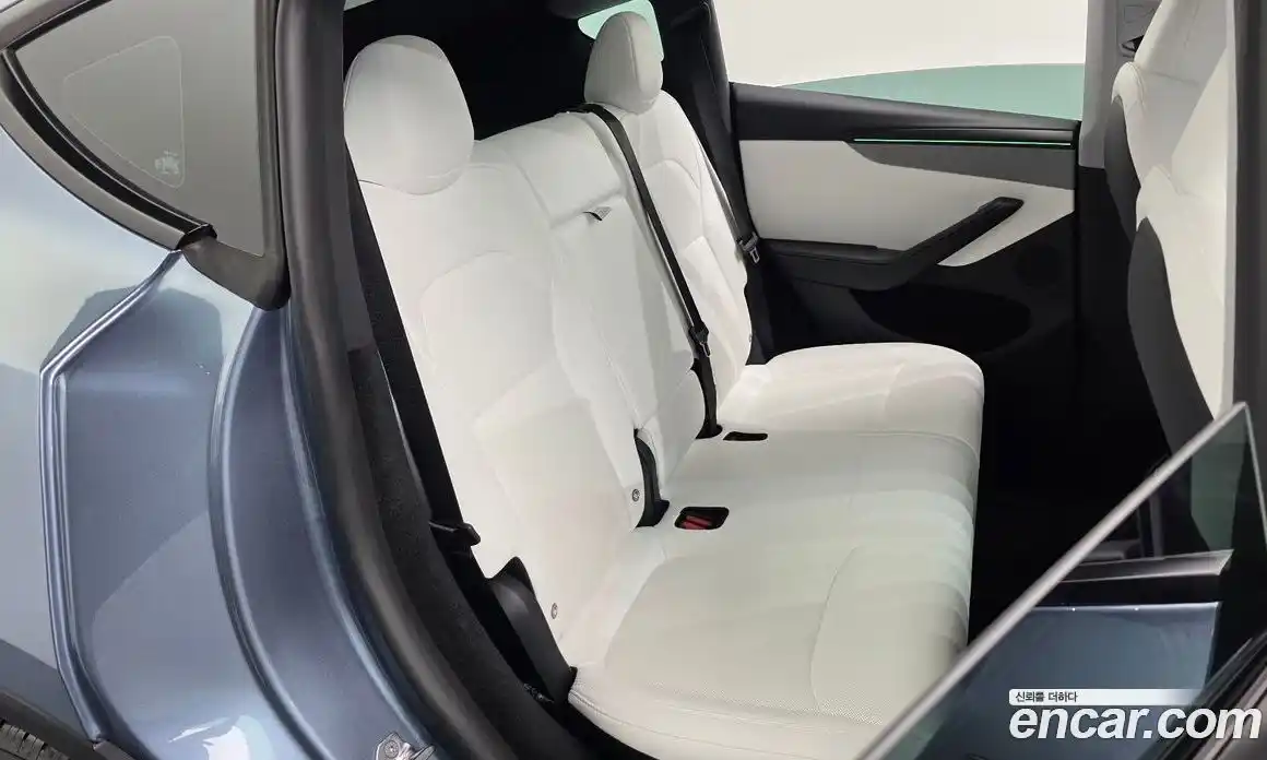 Tesla Model Y 2025 0.2 гидро, фото 16