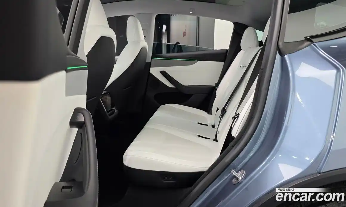 Tesla Model Y 2025 0.2 гидро, фото 17
