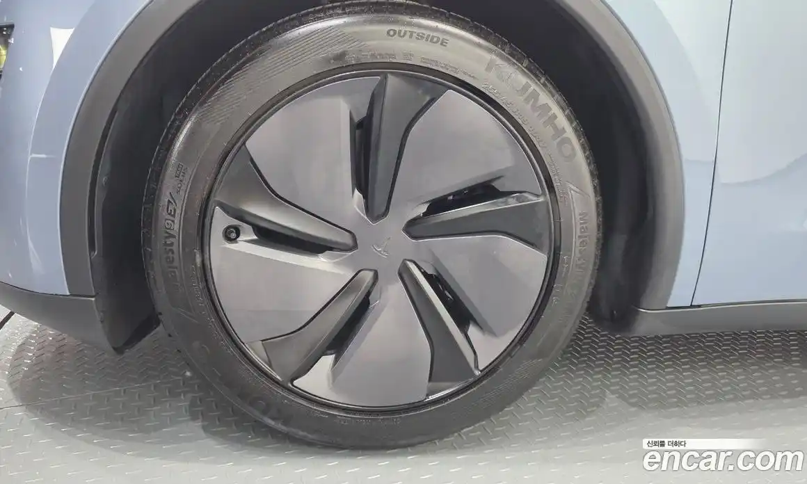 Tesla Model Y 2025 0.2 гидро, фото 4