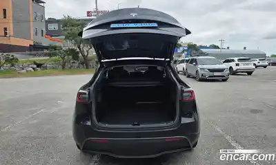 Tesla Model Y 2023 0.4 гидро, миниатюра 11