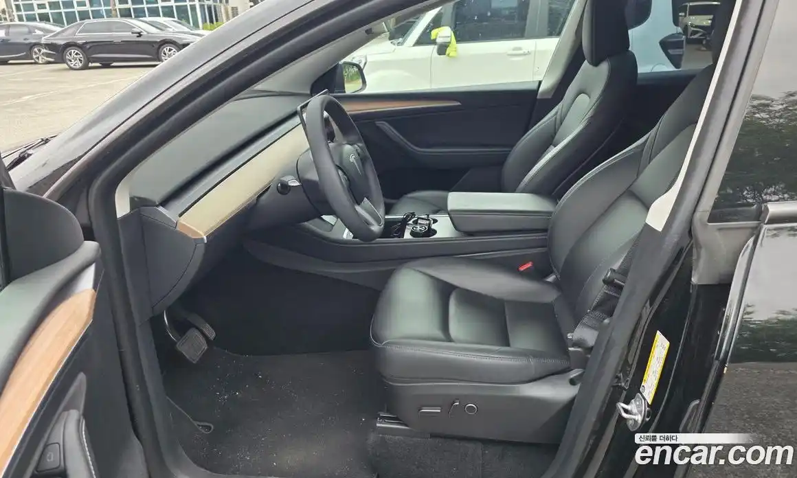 Tesla Model Y 2023 0.4 гидро, фото 6