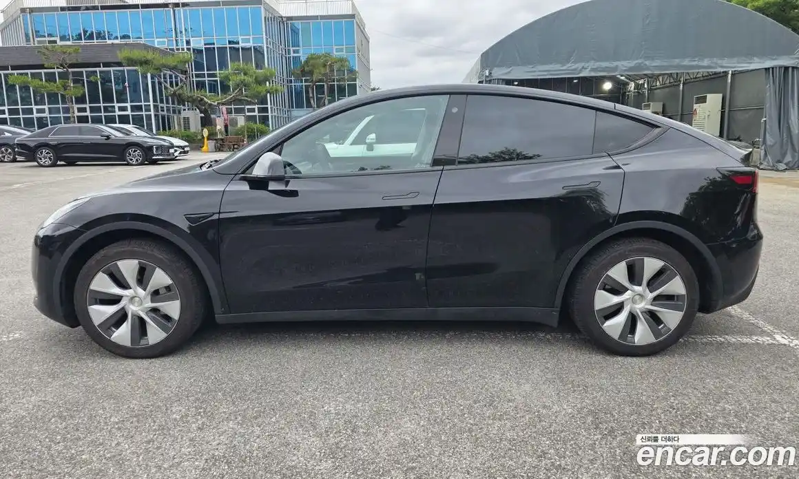 Tesla Model Y 2023 0.4 гидро, фото 8