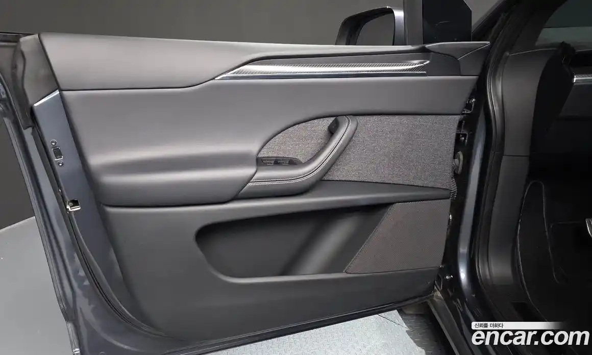 Tesla Model X 2023 0.3 гидро, фото 14
