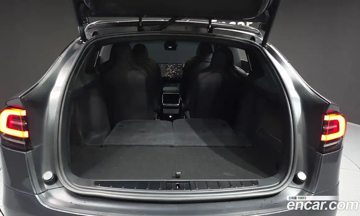 Tesla Model X 2023 0.3 гидро, фото 26