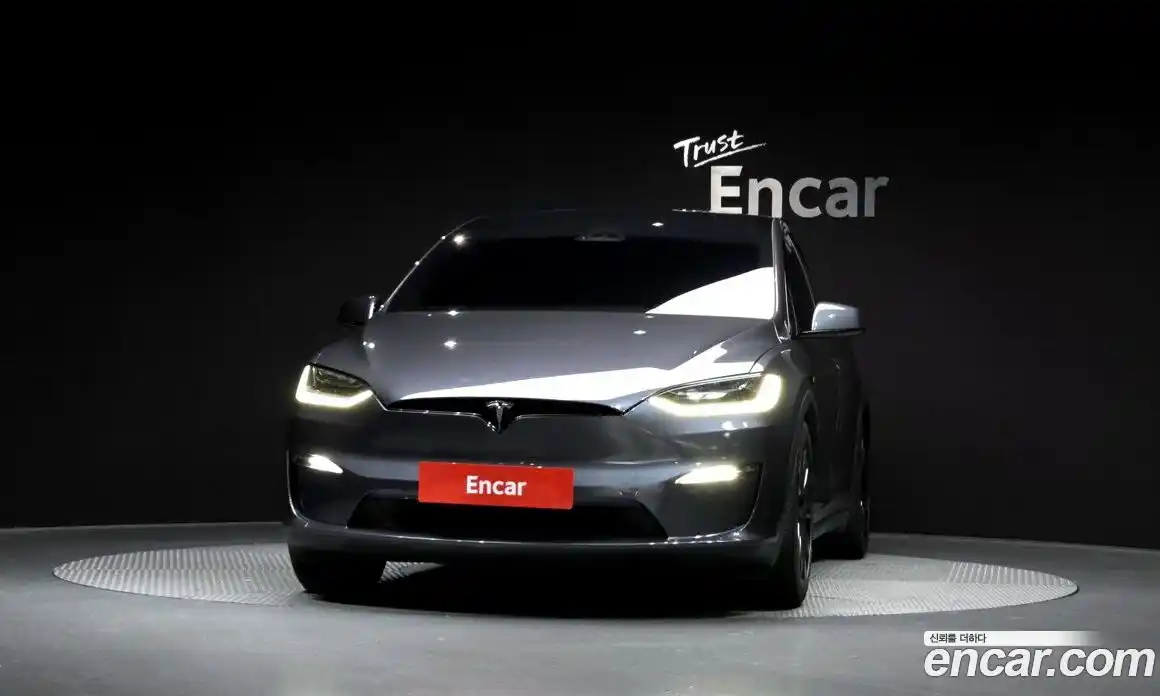 Tesla Model X 2023 0.3 гидро, фото 3