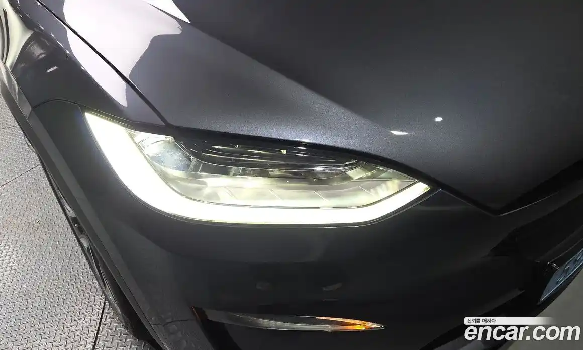 Tesla Model X 2023 0.3 гидро, фото 8