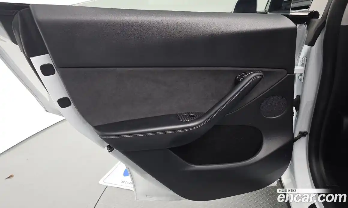 Tesla Model Y 2023 0.2 гидро, фото 14