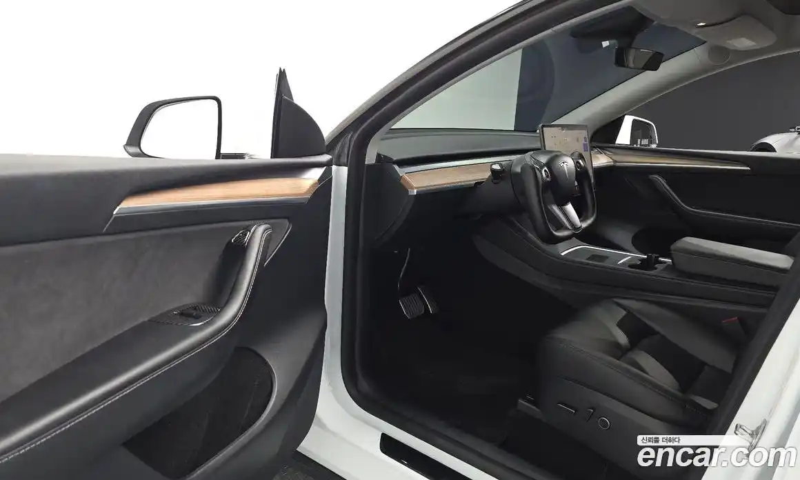 Tesla Model Y 2023 0.2 гидро, фото 16