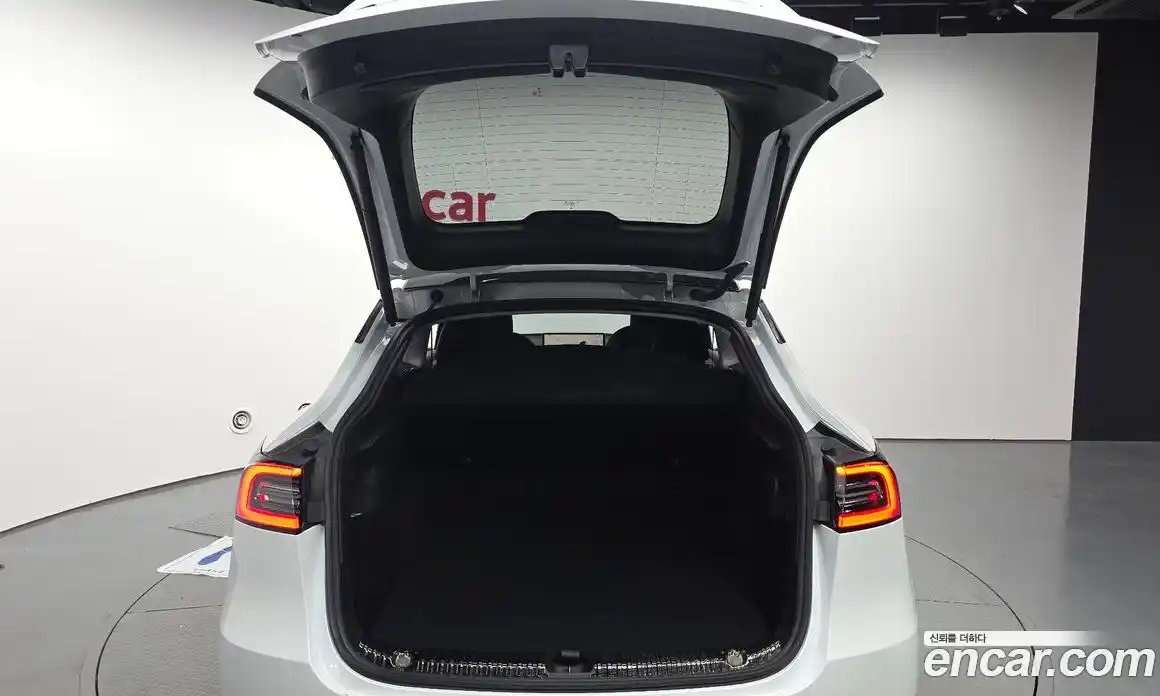 Tesla Model Y 2023 0.2 гидро, фото 25