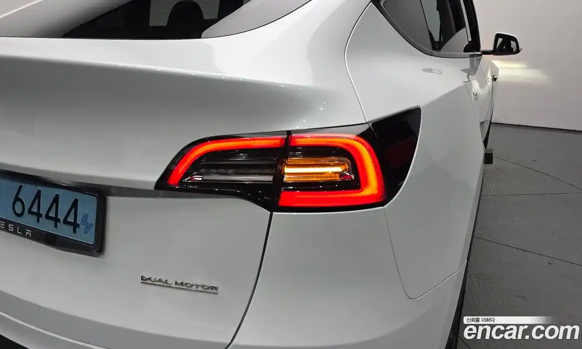 Tesla Model Y 2023 0.2 гидро, фото 8