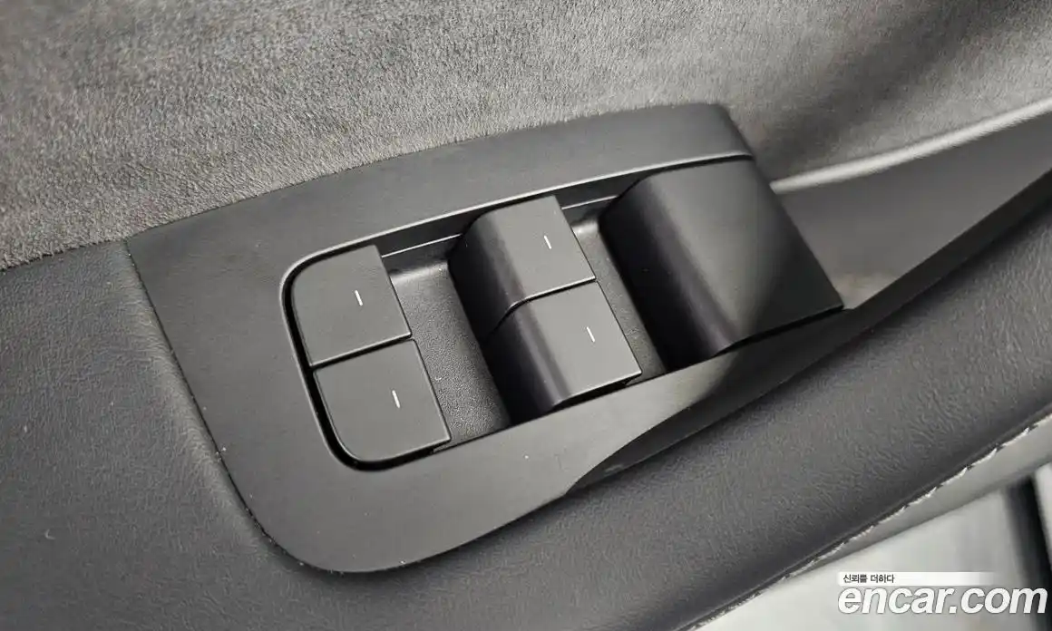 Tesla Model Y 2023 0.2 гидро, фото 25