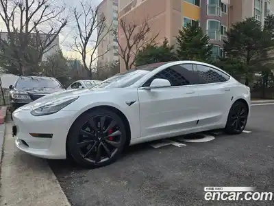 Tesla Model 3, 2020