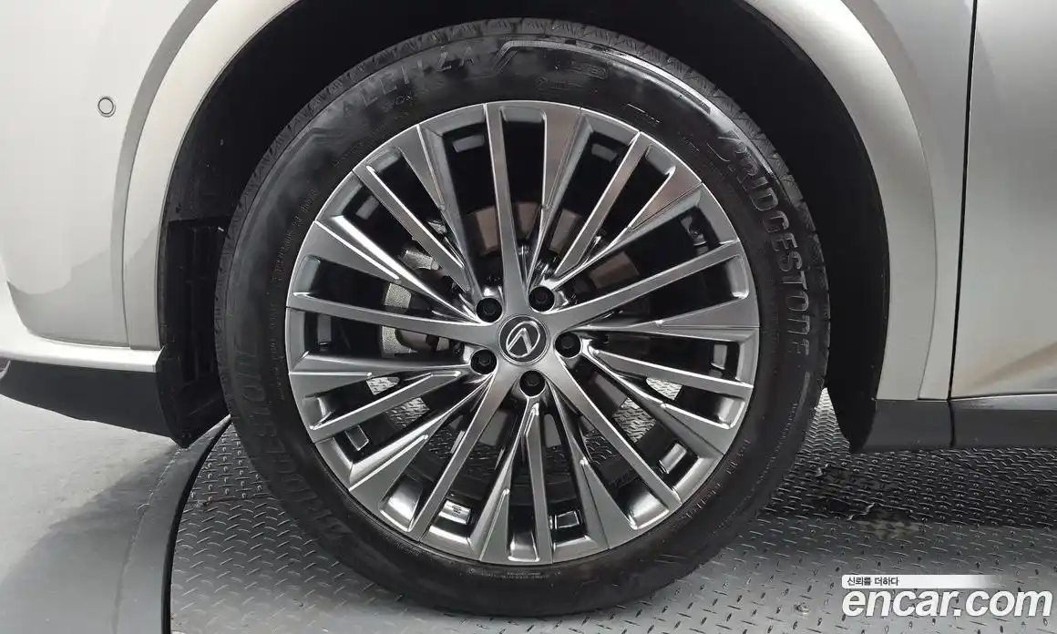 Lexus RX 2025 2.5 гидро, фото 4