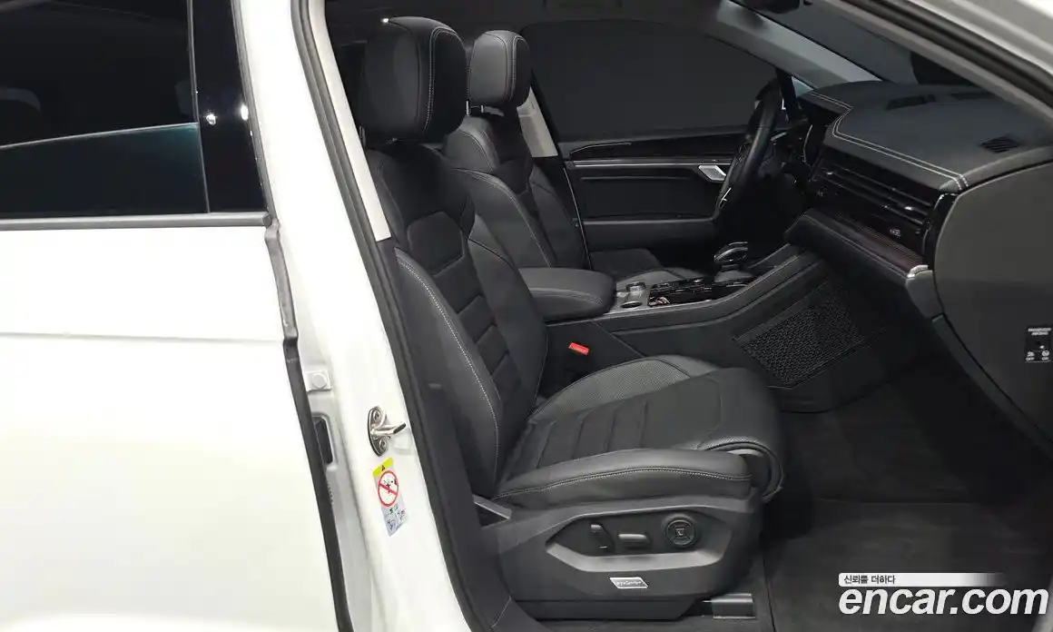 Volkswagen Touareg 2022 3.0 автомат (гидро), фото 11