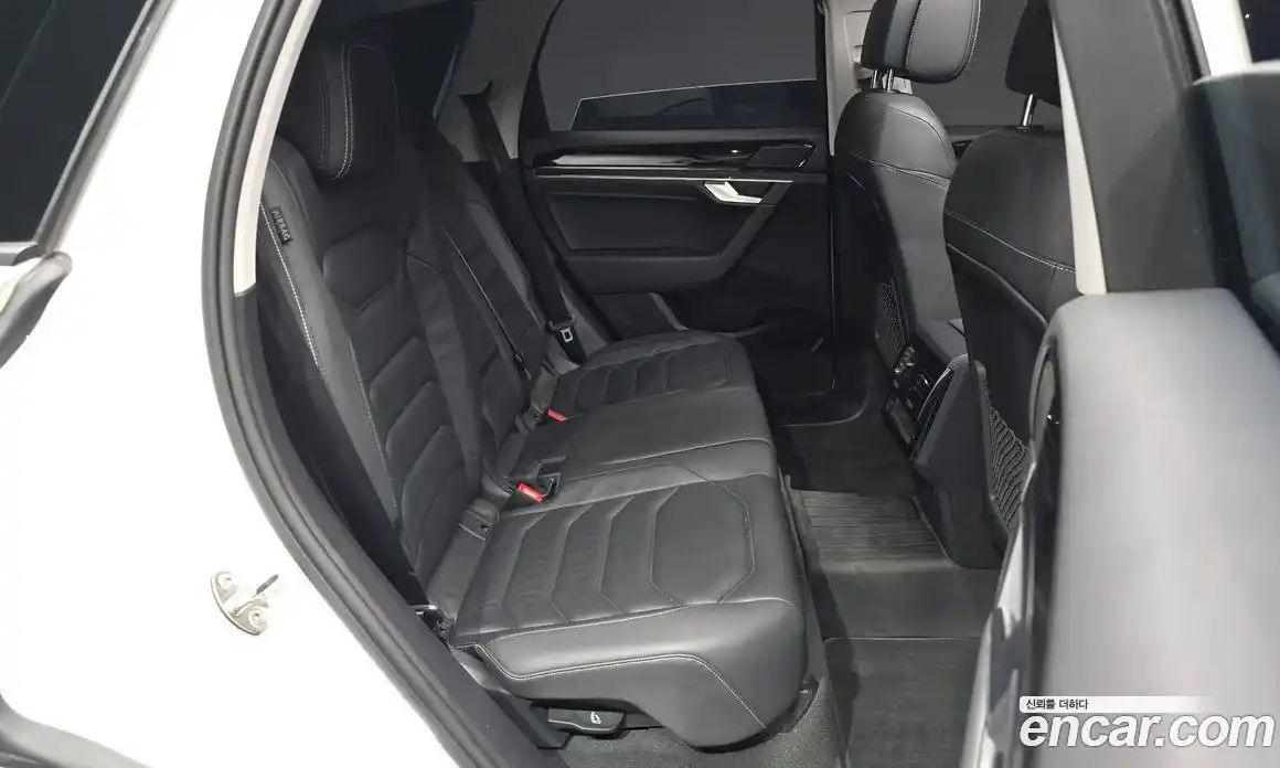 Volkswagen Touareg 2022 3.0 автомат (гидро), фото 12