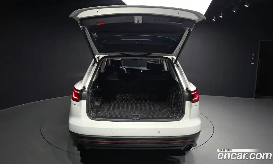 Volkswagen Touareg 2022 3.0 автомат (гидро), фото 20