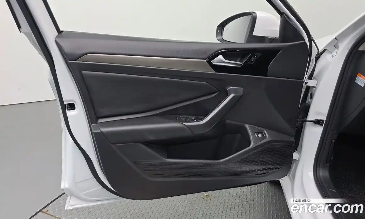 Volkswagen Jetta 2021 1.4 автомат (гидро), фото 14