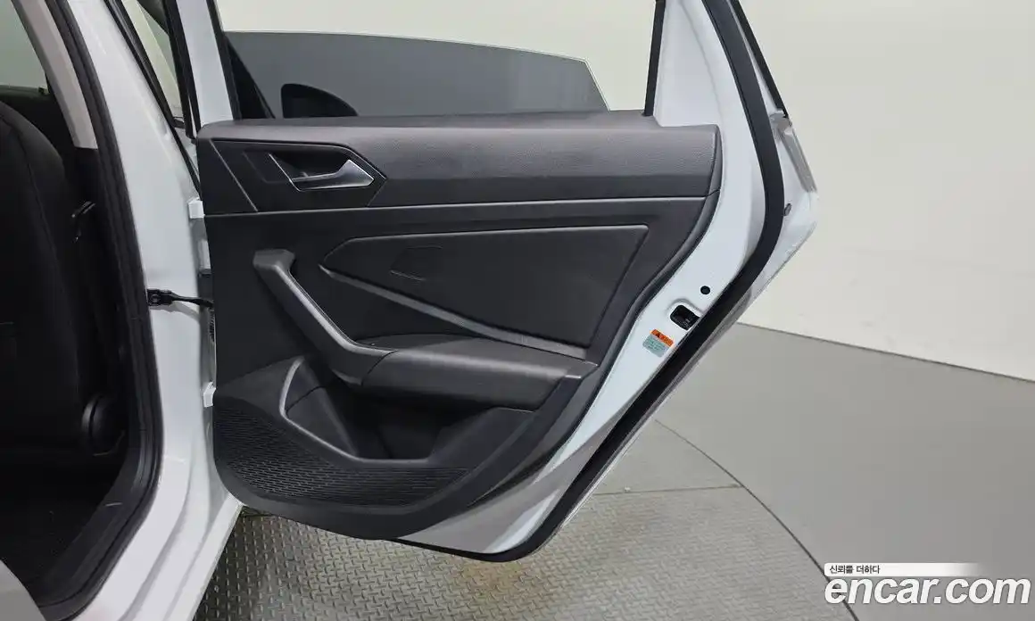 Volkswagen Jetta 2021 1.4 автомат (гидро), фото 15