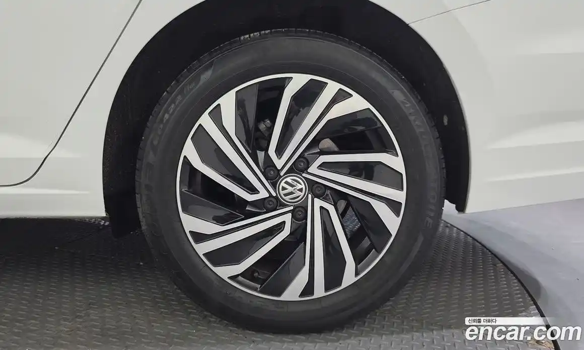 Volkswagen Jetta 2021 1.4 автомат (гидро), фото 7