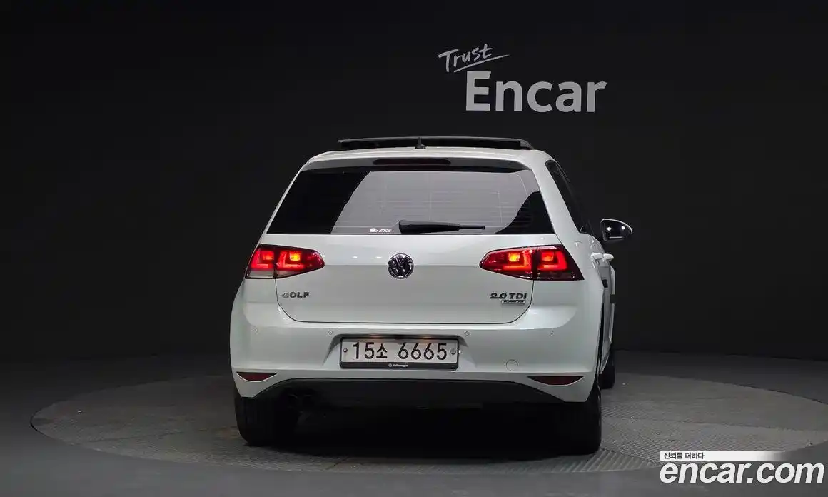 Volkswagen Golf 2015 2.0 автомат (гидро), фото 4